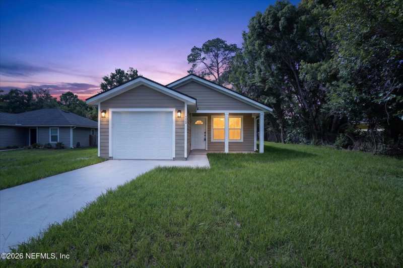 4 bedroom Single Family Residence at 1725 Helena Street, Rutledges, Jacksonville — photo 1