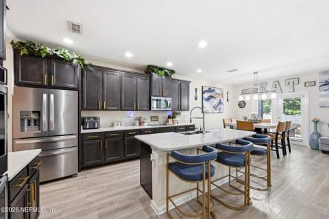 15974 Great Lakes Circle, Jacksonville FL - photo 17 of 57
