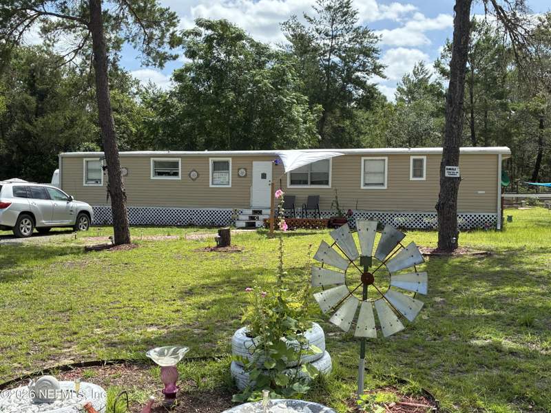 2 bedroom Manufactured Home at 214 Dove Street, Interlachen Lakes Estates, Interlachen — photo 2