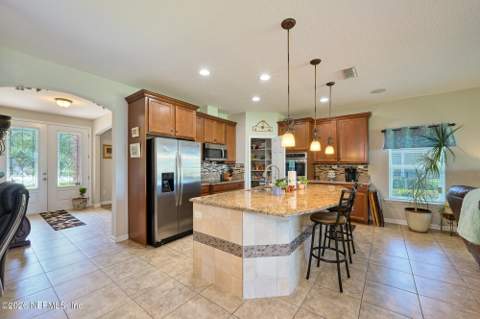 3476 Oglebay Drive, Green Cove Springs FL - photo 13 of 68