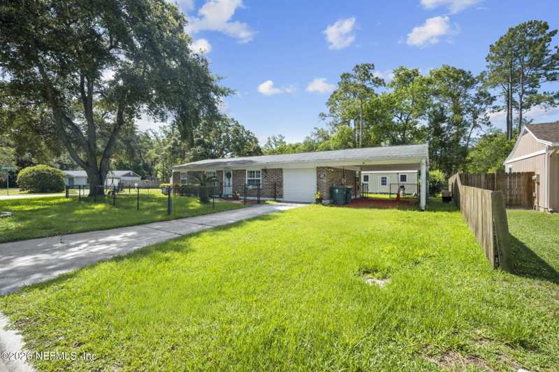 3 bedroom Single Family Residence at 3220 Ricky Drive, Lake Mandarin, Jacksonville — photo 1