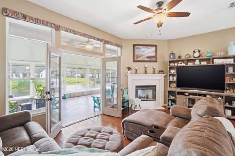 1706 Evans Drive, Jacksonville Beach FL - photo 17 of 77