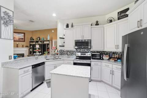 1706 Evans Drive, Jacksonville Beach FL - photo 12 of 77