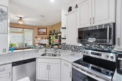 1706 Evans Drive, Jacksonville Beach FL - photo 13 of 77