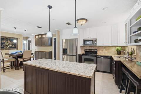 3337 Hollycrest Boulevard, Orange Park FL - photo 12 of 45