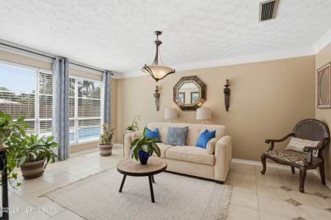 3337 Hollycrest Boulevard, Orange Park FL - photo 9 of 45