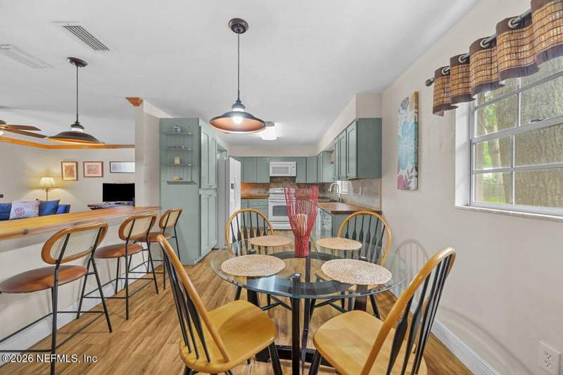 4 bedroom Single Family Residence at 409 Lobelia Road, St Augustine South, St. Augustine — photo 4