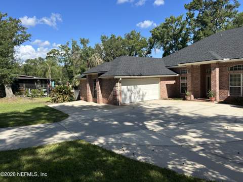 1816 Oak Park Circle, Green Cove Springs FL - photo 13 of 64