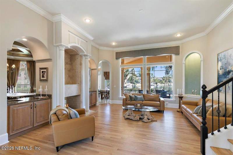 4 bedroom Single Family Residence at 1321 Windsor Harbor Drive, Queens Harbour Cc, Jacksonville — photo 5