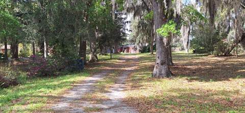 1900 E Holly Oaks Lake Road, Jacksonville FL - photo 7 of 21