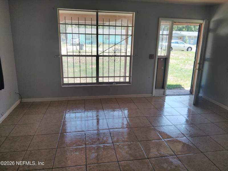 3 bedroom Single Family Residence at 2653 Sandra Lane, Isabell Picketts, Jacksonville — photo 5