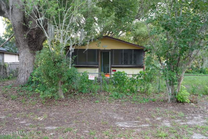 2 bedroom Single Family Residence at 2371 Jayson Avenue, Riverhills Park, Jacksonville — photo 2