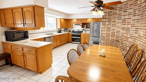 6281 County Road 218, Jacksonville FL - photo 16 of 54