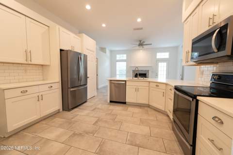 1673 Tall Tree Drive, Jacksonville FL - photo 6 of 24