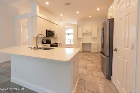1673 Tall Tree Drive, Jacksonville FL - photo 9 of 24