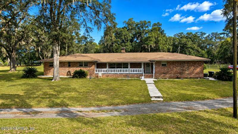 4 bedroom Single Family Residence at 6281 County Road 218, Clay Hill, Jacksonville — photo 2