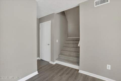 2381 W 1st Street, Jacksonville FL - photo 7 of 35