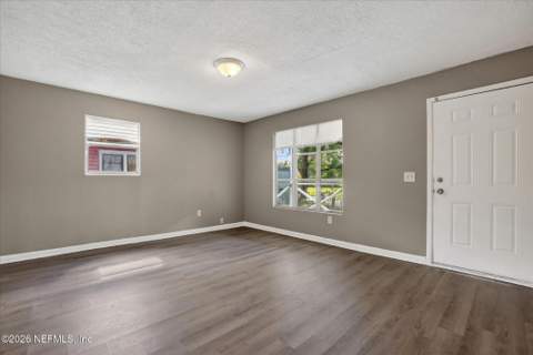2381 W 1st Street, Jacksonville FL - photo 8 of 35