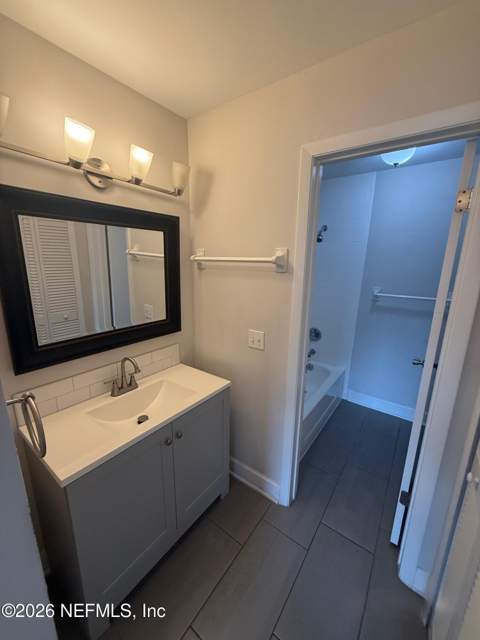 5615 San Juan Avenue #105, Jacksonville FL - photo 8 of 12