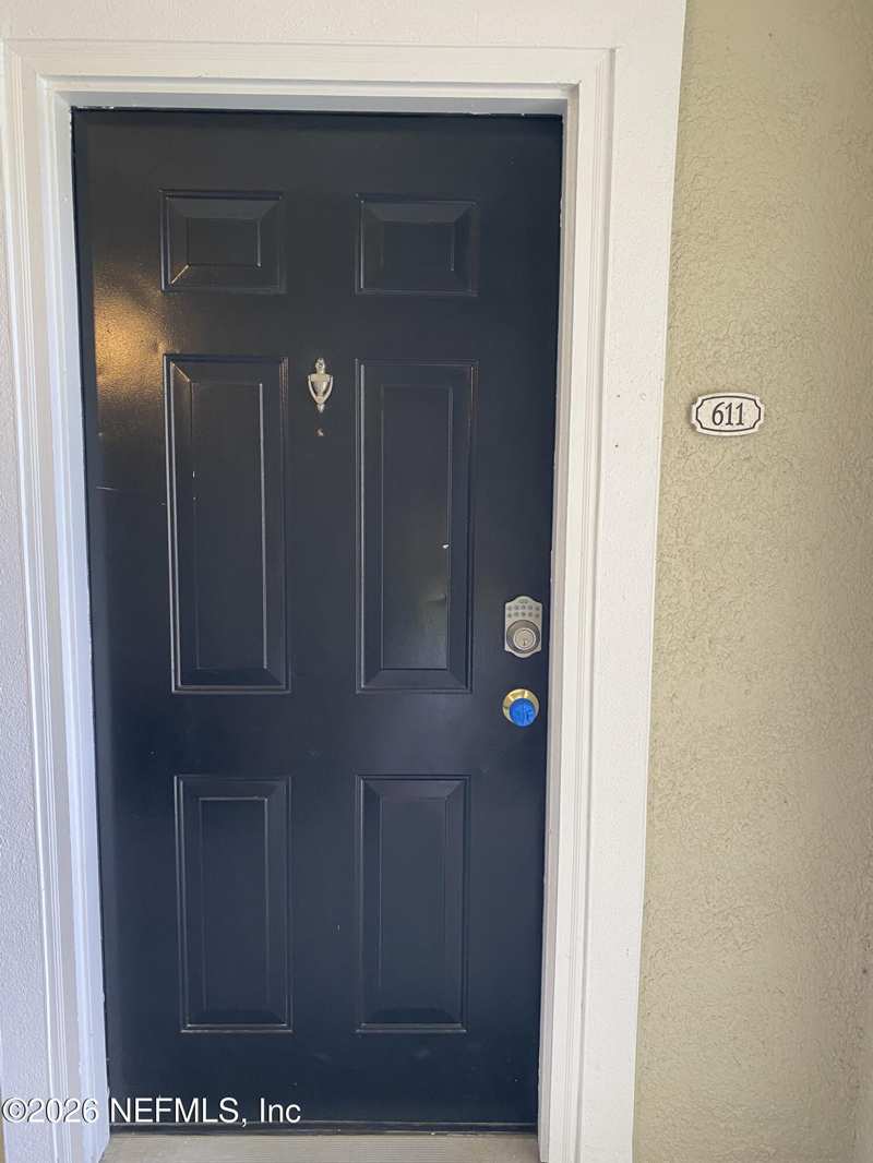 1 bedroom Condominium at 8290 Gate Parkway #611, Gardens Of Bridgehampton, Jacksonville — photo 1