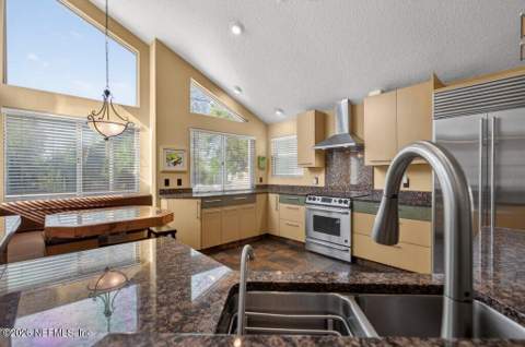 224 Bowles Street, Neptune Beach FL - photo 21 of 117