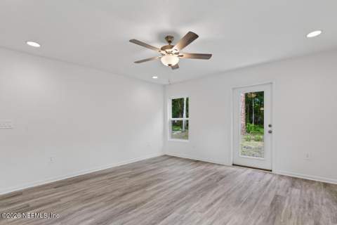 5536 Leaming Avenue, Jacksonville FL - photo 24 of 50