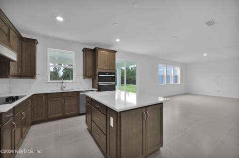 3588 Americana Drive, Green Cove Springs FL - photo 7 of 33