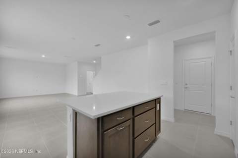 3588 Americana Drive, Green Cove Springs FL - photo 8 of 33
