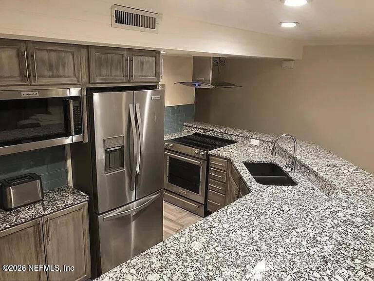 1 bedroom Condominium at 1701 1st Street #2B, Seaquest, Jacksonville Beach — photo 4