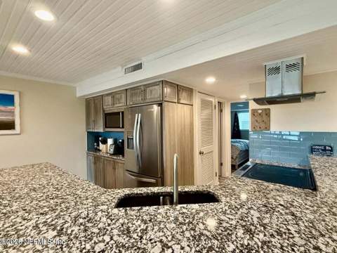 1701 1st Street #2B, Jacksonville Beach FL - photo 6 of 23