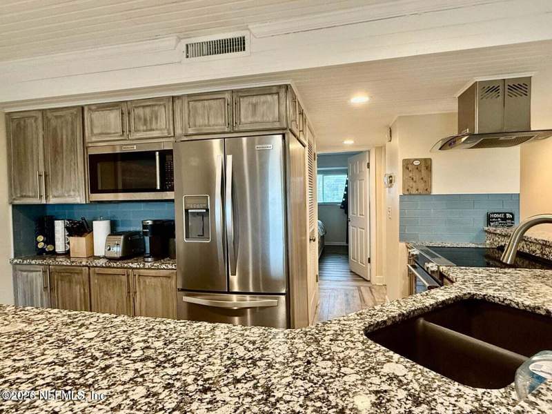 1 bedroom Condominium at 1701 1st Street #2B, Seaquest, Jacksonville Beach — photo 5