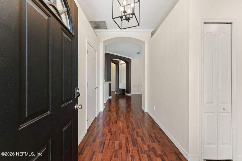 3 bedroom Single Family Residence at 12851 Winthrop Cove Drive, Johns Creek, Jacksonville — photo 3