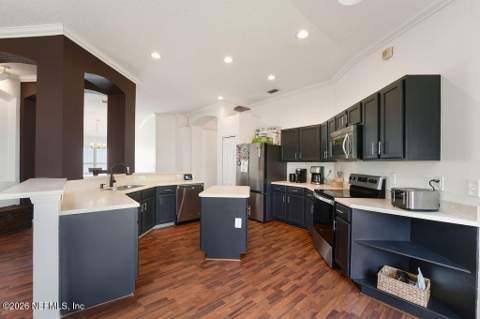 12851 Winthrop Cove Drive, Jacksonville FL - photo 15 of 50