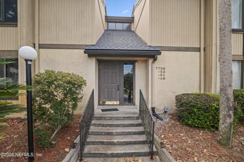 7749 Las Palmas Way #138, Jacksonville FL - photo 9 of 41