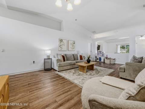 7357 Cumbria Boulevard, Jacksonville FL - photo 6 of 26