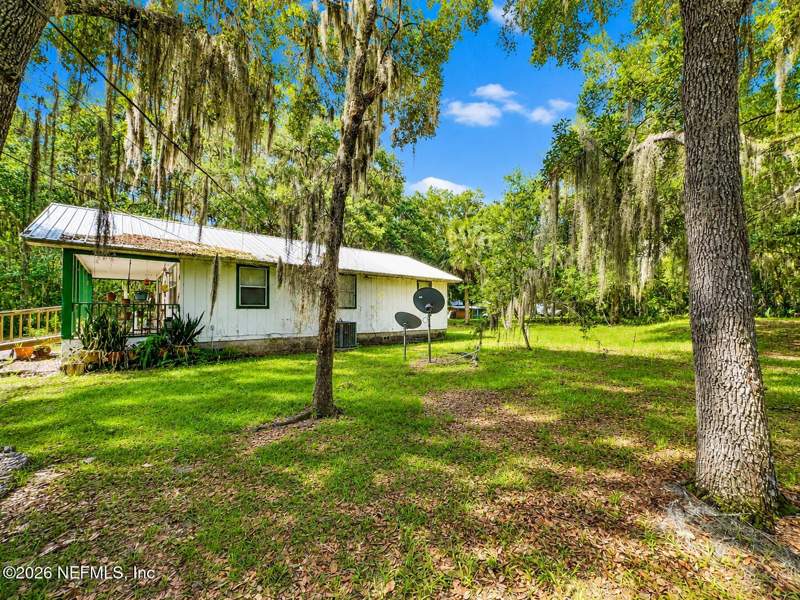 3 bedroom Single Family Residence at 191 Jim Bryant Road, East Palatka, East Palatka — photo 2