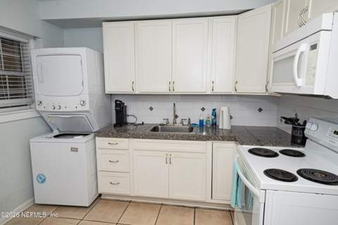 218 4th Avenue, Jacksonville Beach FL - photo 10 of 22