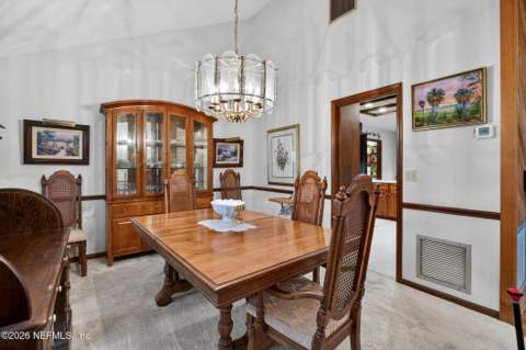 4237 Stratford Way, Jacksonville FL - photo 9 of 48