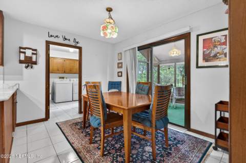 4237 Stratford Way, Jacksonville FL - photo 12 of 48