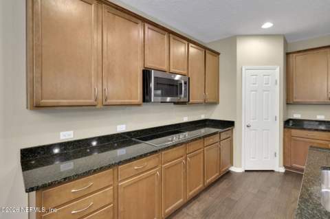 16777 Oak Preserve Drive, Jacksonville FL - photo 11 of 58