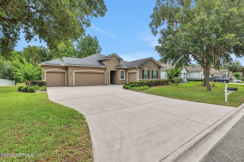 3 bedroom Single Family Residence at 16777 Oak Preserve Drive, Herons Walk, Jacksonville — photo 2