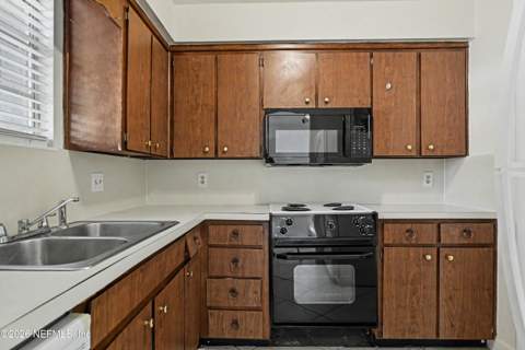 1557 El Prado Road #1, Jacksonville FL - photo 6 of 29
