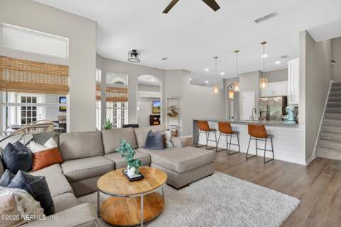 2542 Willow Creek Drive, Fleming Island FL - photo 6 of 30
