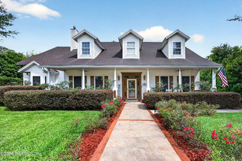 5 bedroom Single Family Residence at 1806 Lakedge Drive, Southlake Estates, Middleburg — photo 4