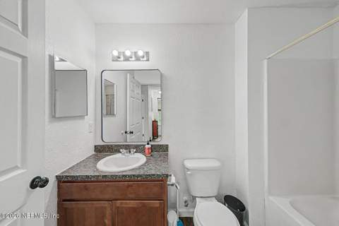 205 Oceangate Drive, Atlantic Beach FL - photo 14 of 18