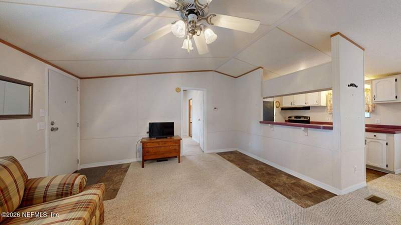 2 bedroom Mobile Home at 142 Waterside Avenue, St Johns Riverside, Satsuma — photo 5