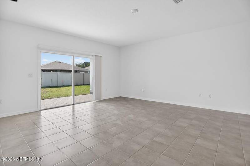 4 bedroom Single Family Residence at 8143 Archibald Terrace, Coopers Meadows, Jacksonville — photo 5