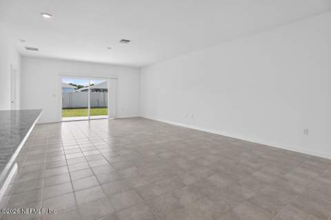 8143 Archibald Terrace, Jacksonville FL - photo 6 of 40
