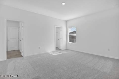 8143 Archibald Terrace, Jacksonville FL - photo 10 of 40