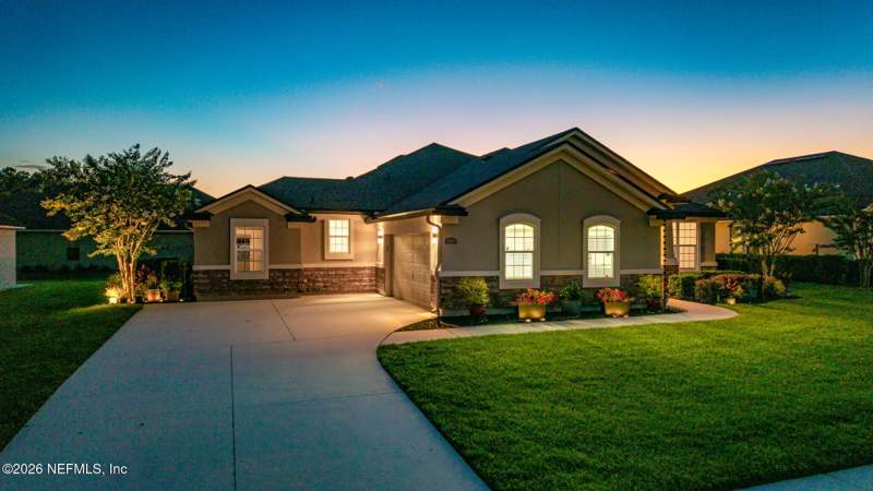 4 bedroom Single Family Residence at 1322 Warbler Way, Two Creeks, Middleburg — photo 4